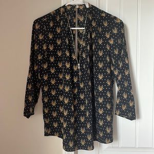 Long sleeve shirt with zipper